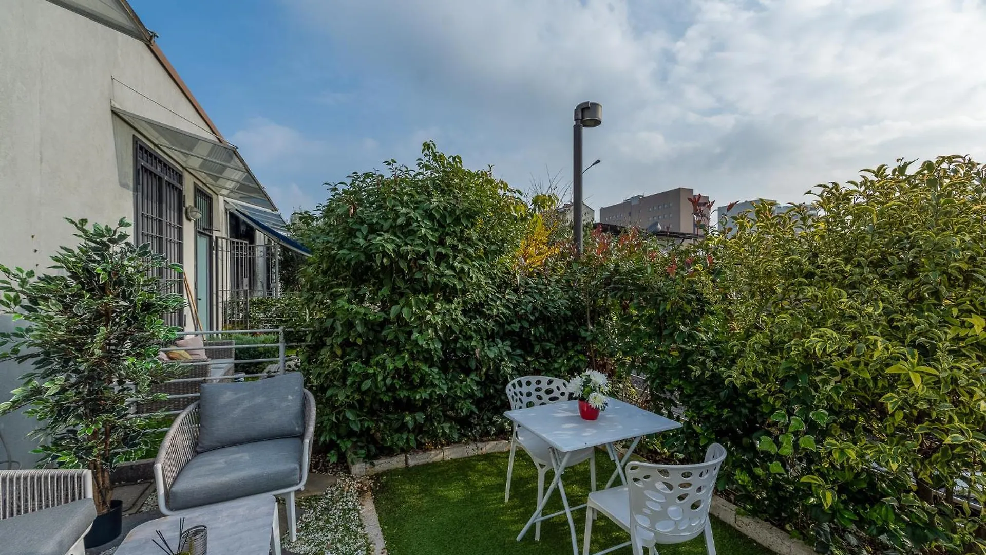 Apartamento Urban Loft Certosa - Private Garden Milán