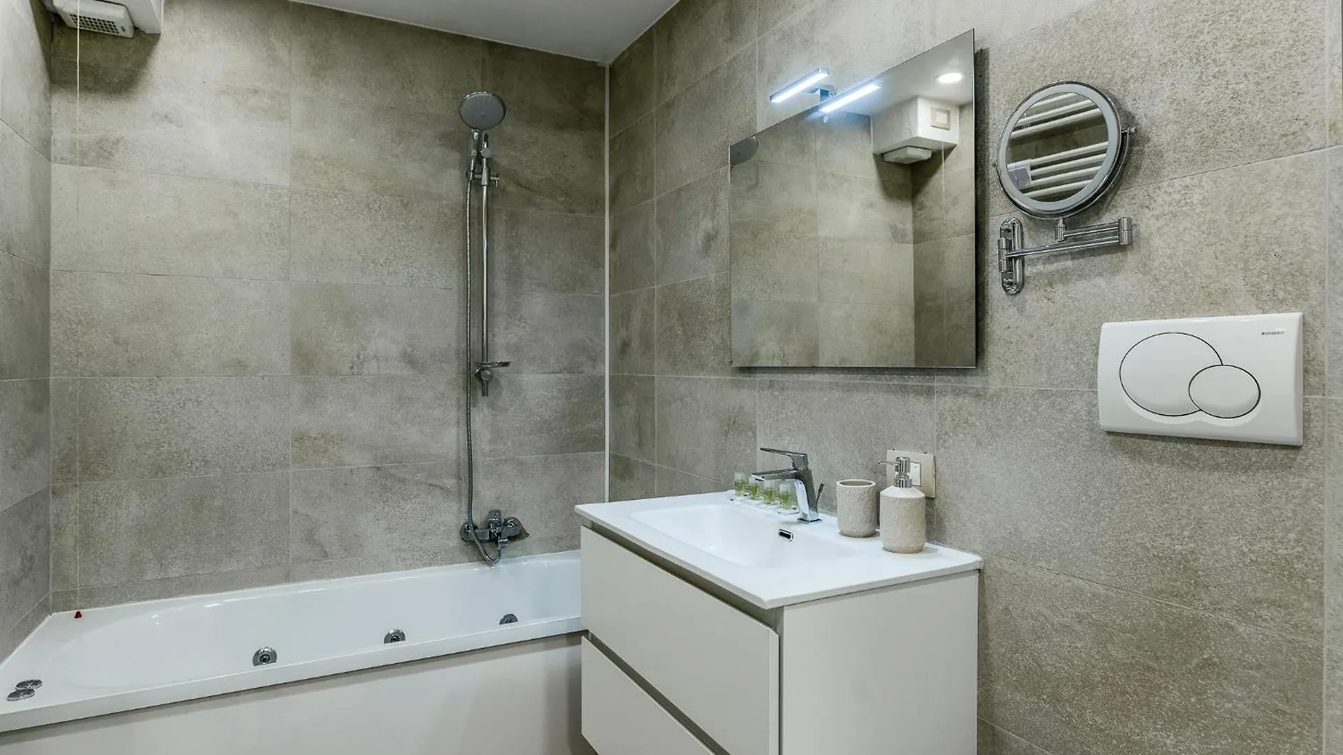 Apartmán Urban Loft Certosa - Private Garden Milán